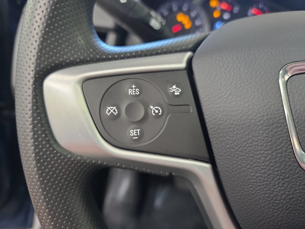 Used 2024 GMC Terrain SLE w/ Driver Convenience Package AWD/4WD image 16