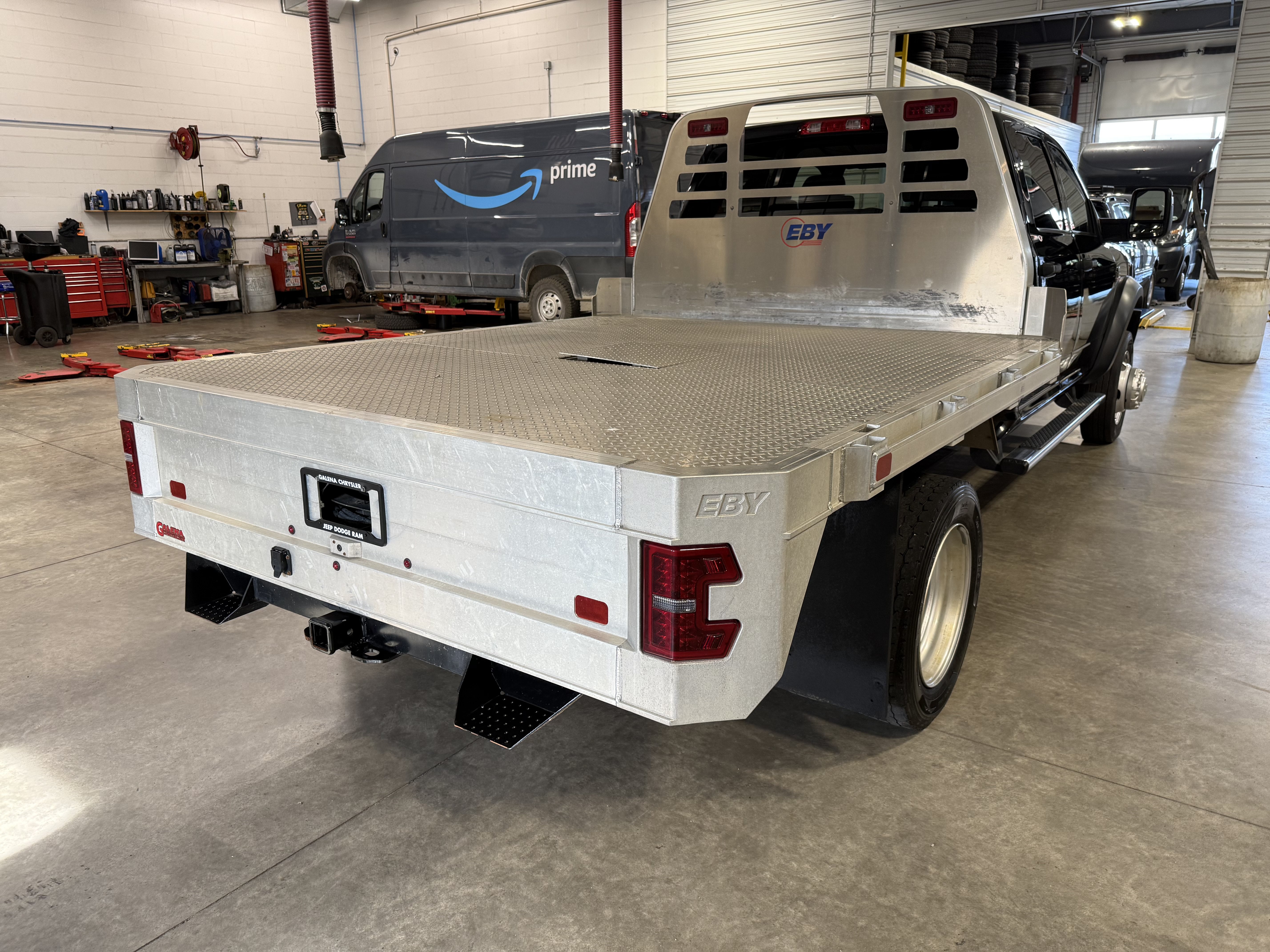 Used 2023 RAM 5500 Tradesman w/ Safety Group AWD/4WD image 23
