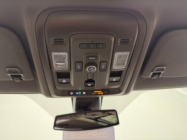 Used 2021 GMC Yukon SLT w/ SLT Premium Package image 35