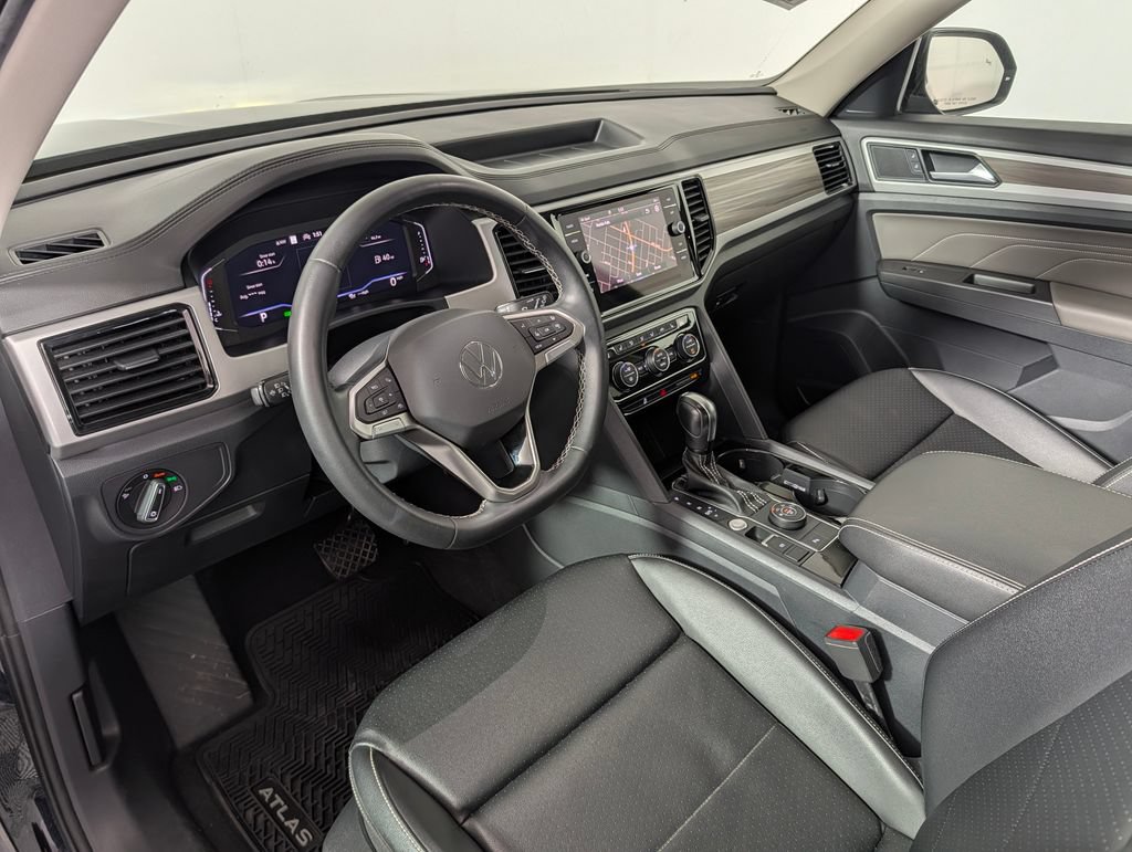 Used 2023 Volkswagen Atlas SEL AWD/4WD image 22