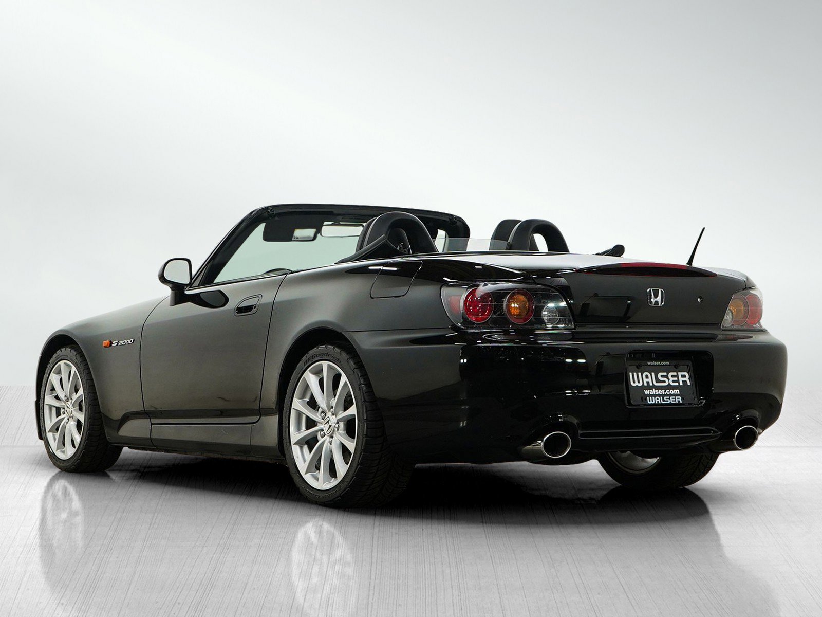 Used 2006 Honda S2000 image 3