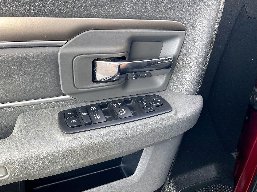 Used 2019 RAM 1500 Big Horn AWD/4WD image 36