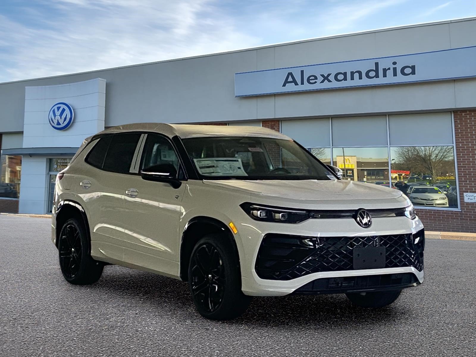 New 2026 Volkswagen Tiguan SE R-Line