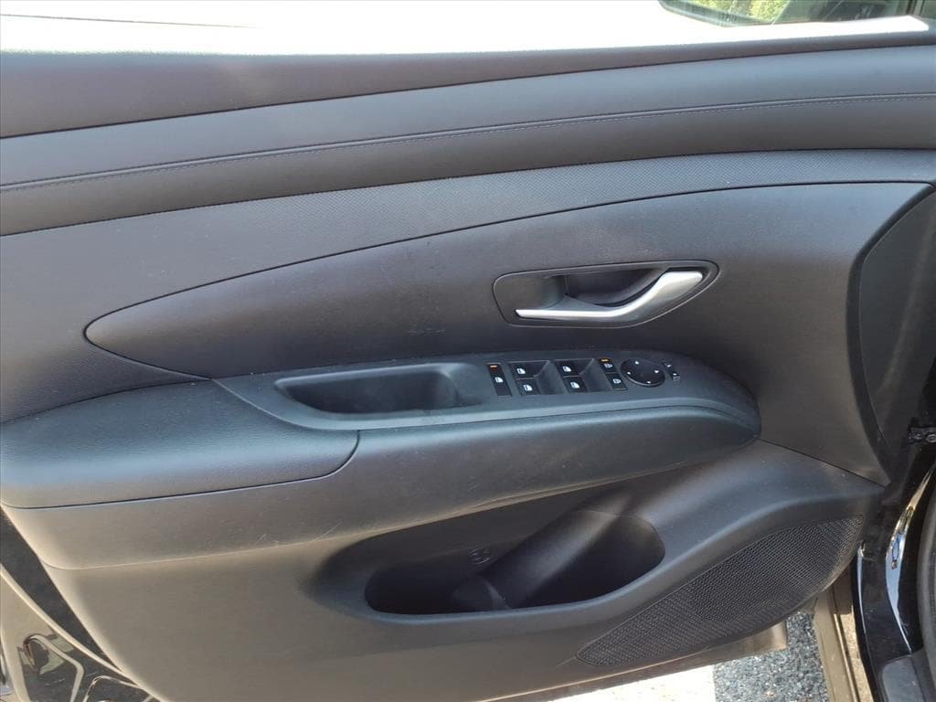 Used 2025 Hyundai Tucson SEL AWD/4WD image 23