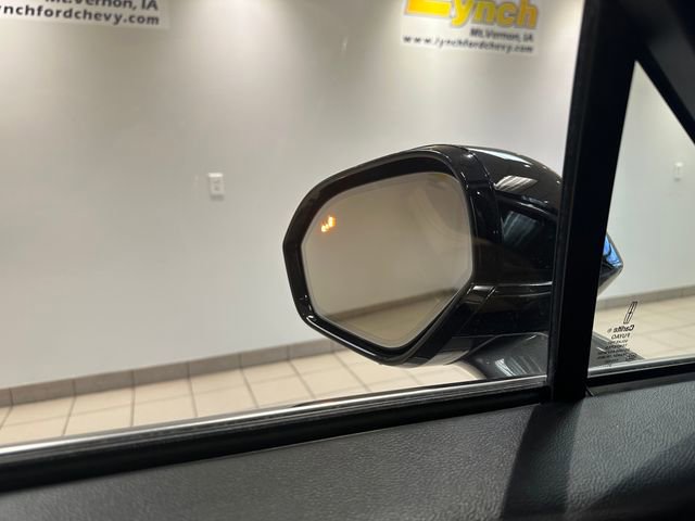 Used 2022 Lincoln Corsair Reserve w/ Equipment Group 201A image 16