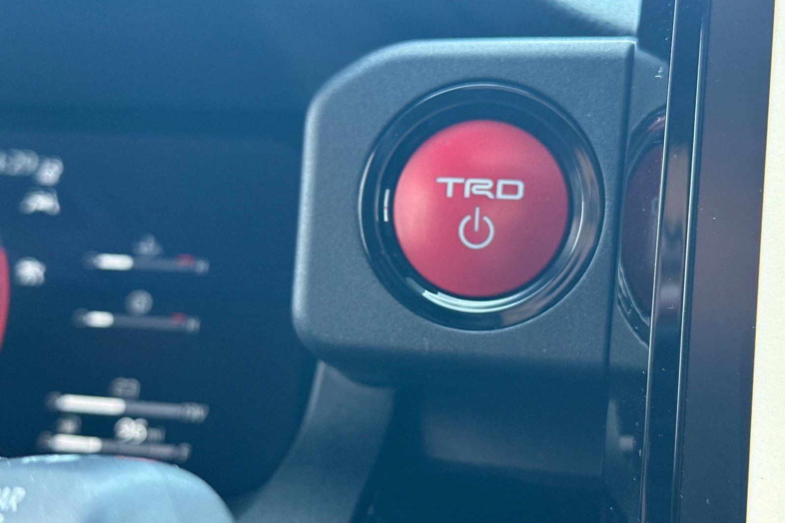 Certified 2025 Toyota 4Runner TRD Pro AWD/4WD image 21