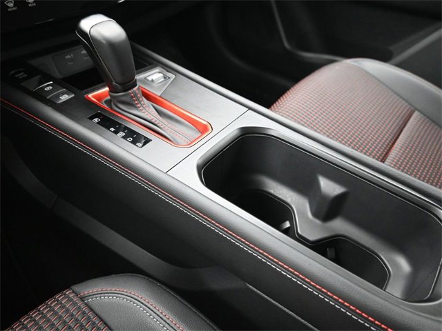 Used 2025 Nissan Kicks SR image 31