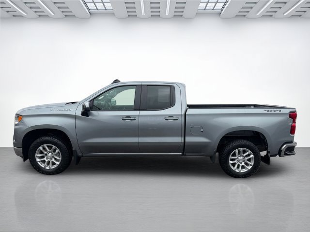 Used 2024 Chevrolet Silverado 1500 LT AWD/4WD image 8