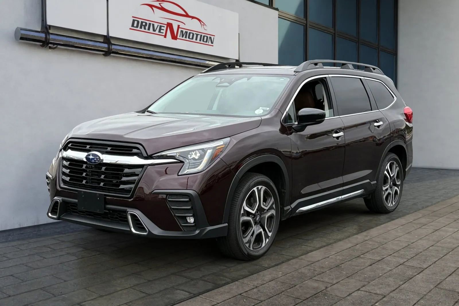 Used 2024 Subaru Ascent Touring image 6