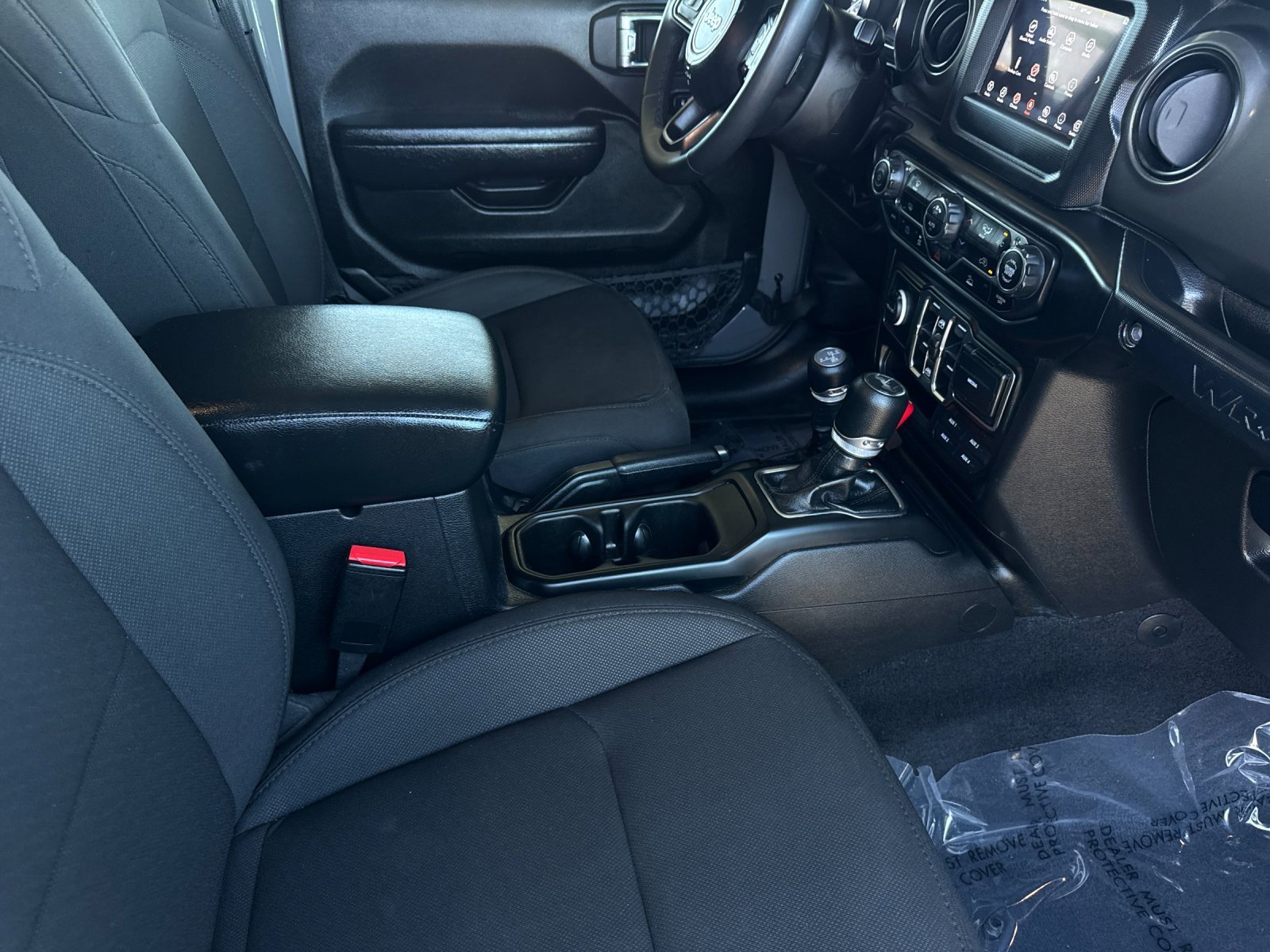 Used 2023 Jeep Wrangler Unlimited image 15