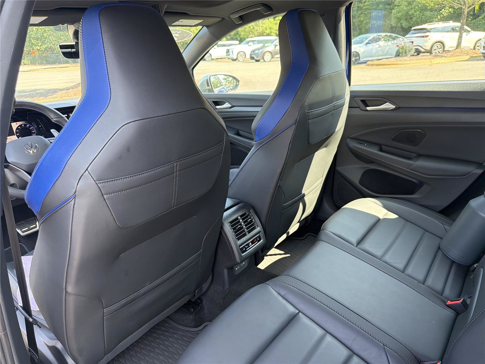 Used 2024 Volkswagen Golf R AWD/4WD image 18