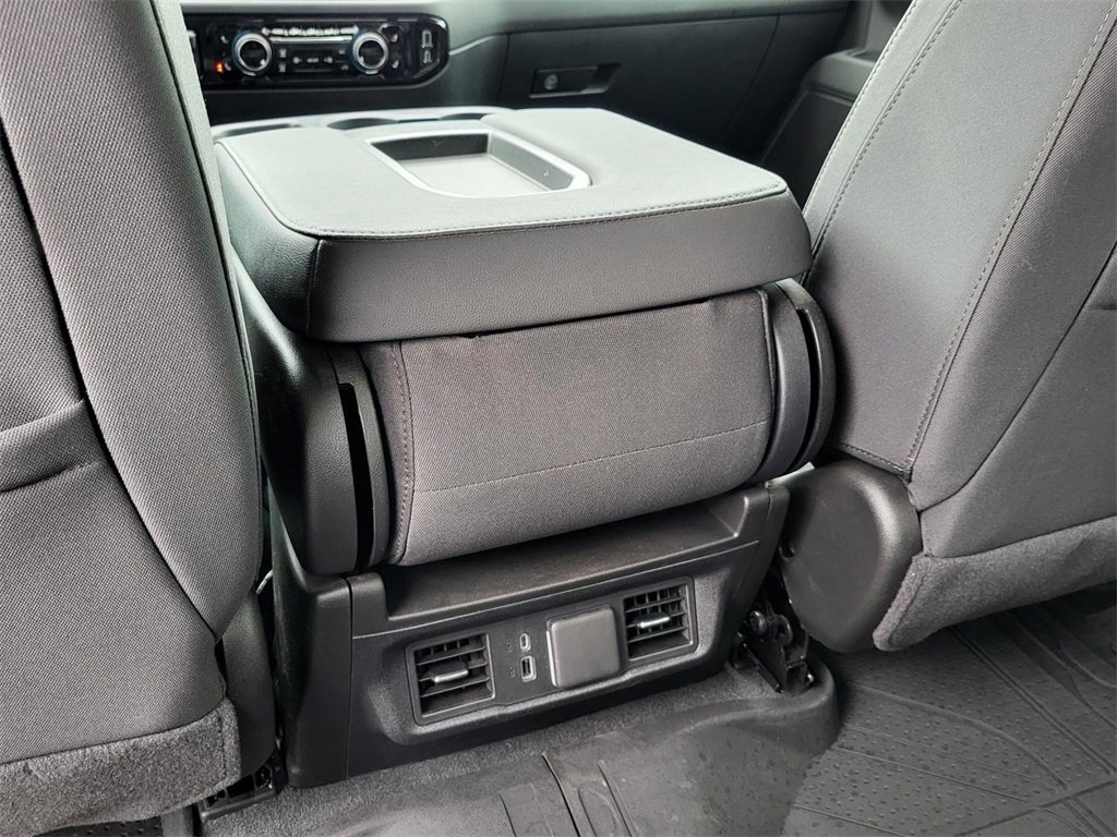 Used 2025 Chevrolet Silverado 2500 LT w/ Texas Edition image 14