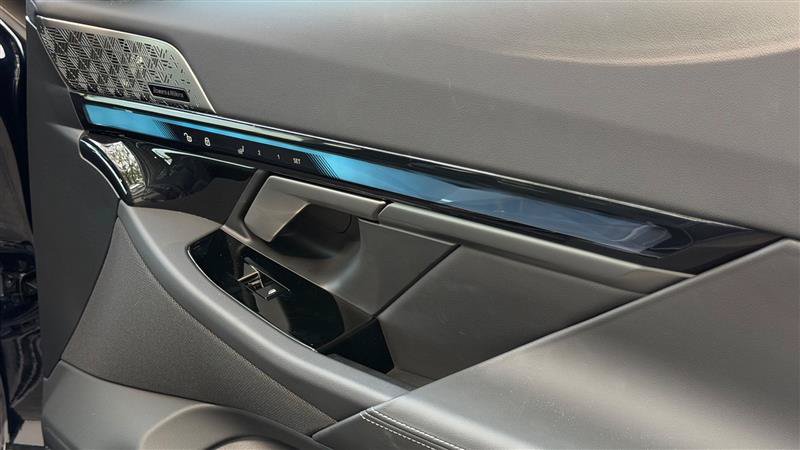Used 2026 BMW M5 w/ Executive Package AWD/4WD image 50
