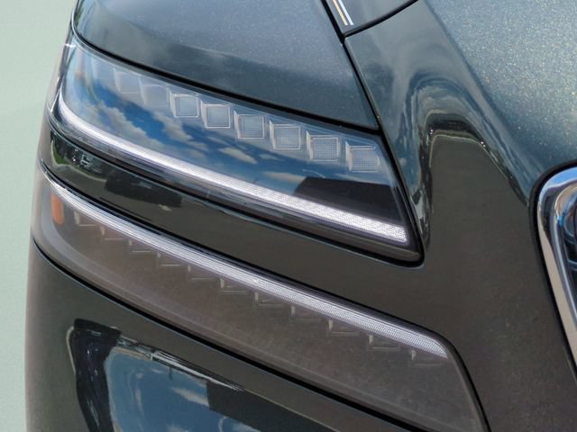 Used 2025 Genesis GV80 2.5T Standard AWD/4WD image 26
