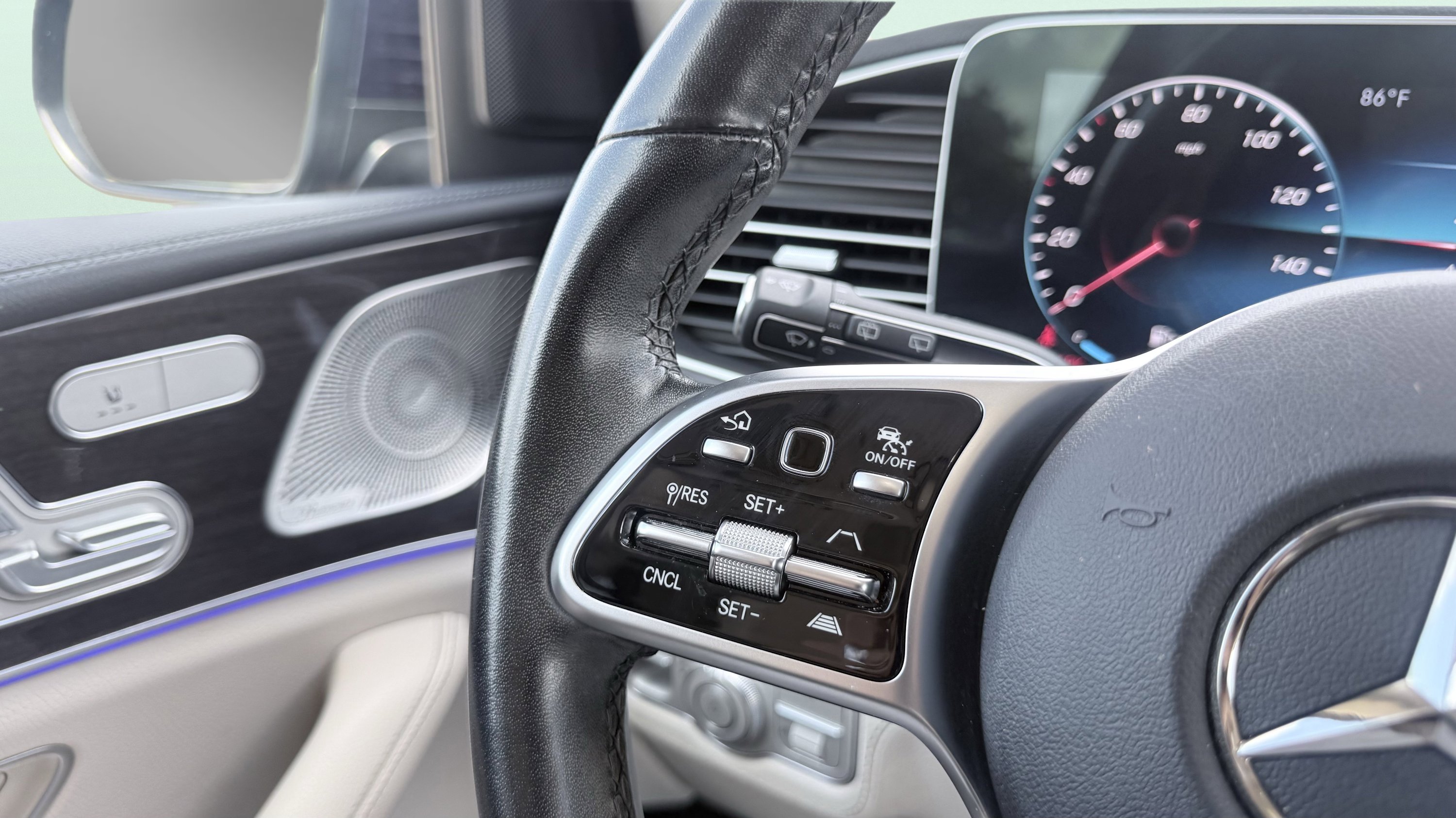 Used 2022 Mercedes-Benz GLE 350 image 54