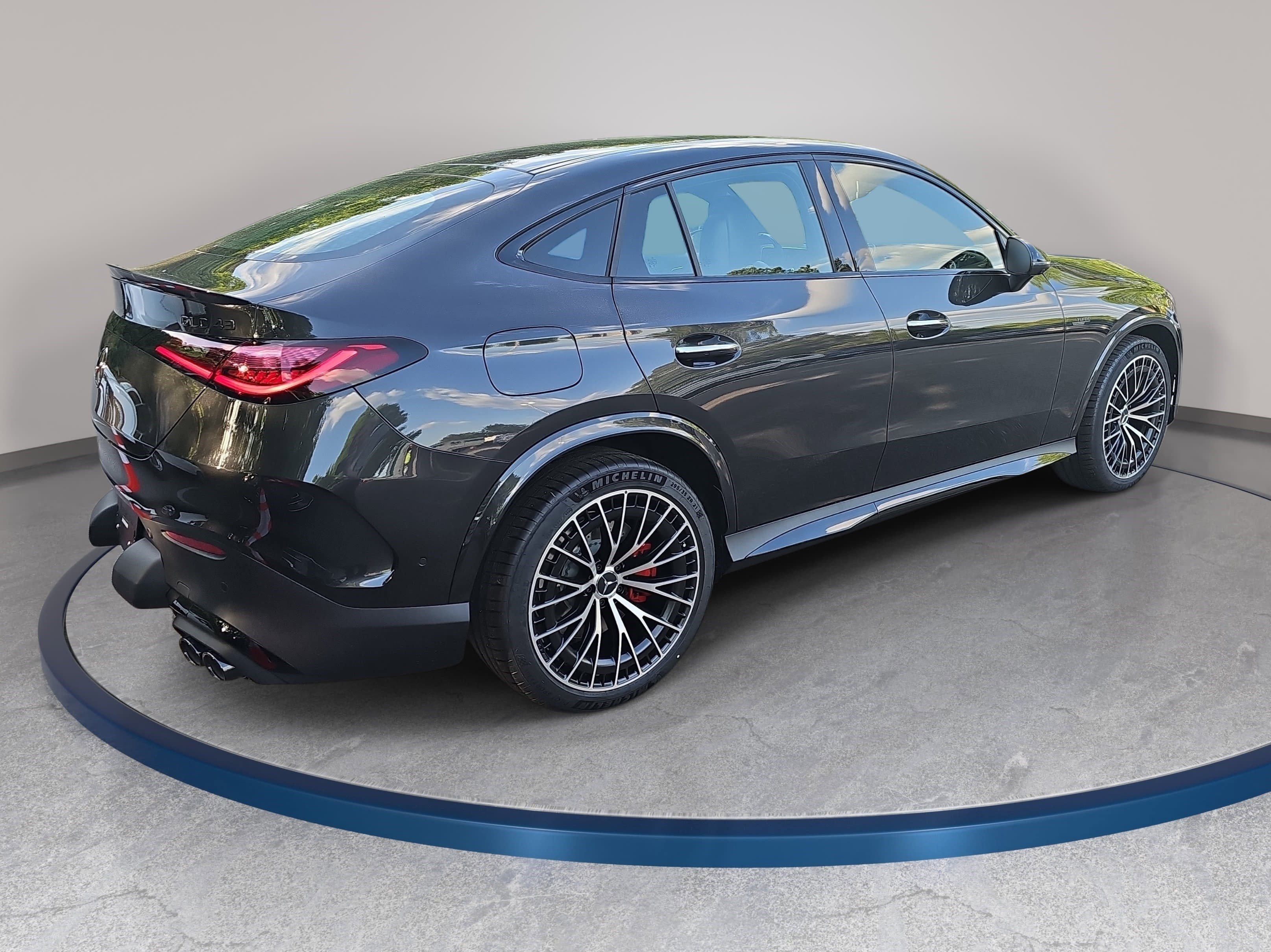 New 2026 Mercedes-Benz GLC 43 AMG 4MATIC Coupe image 5