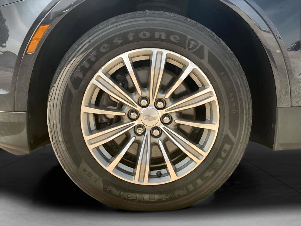 Used 2018 Cadillac XT5 Luxury w/ Driver Awareness Package image 10