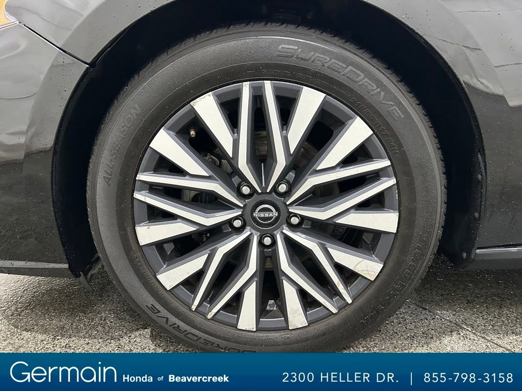 Used 2023 Nissan Altima 2.5 SV image 14