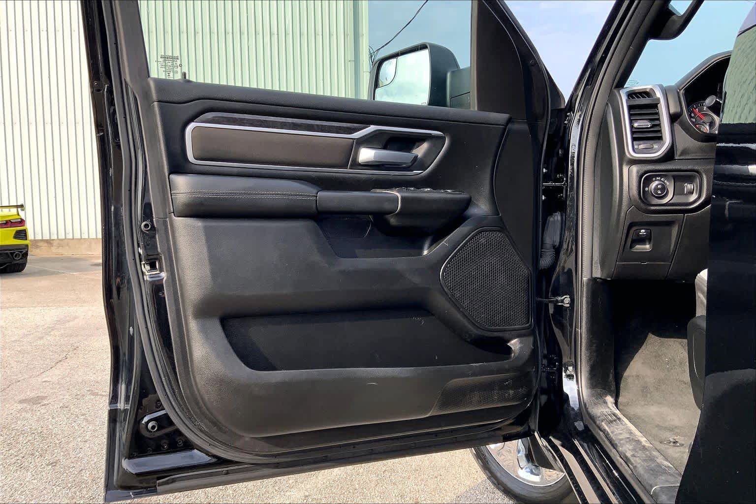 Used 2023 RAM 1500 Big Horn AWD/4WD image 22