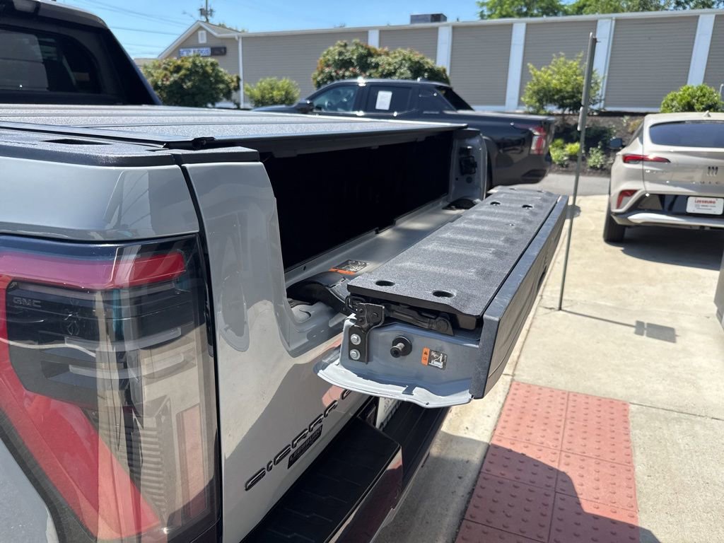 Used 2025 GMC Sierra EV Denali AWD/4WD image 69