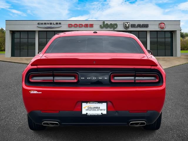 Certified 2022 Dodge Challenger GT w/ Performance Handling Group image 25