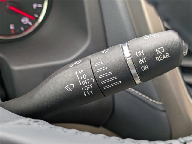 Used 2021 GMC Acadia Denali w/ Denali Technology Package image 32