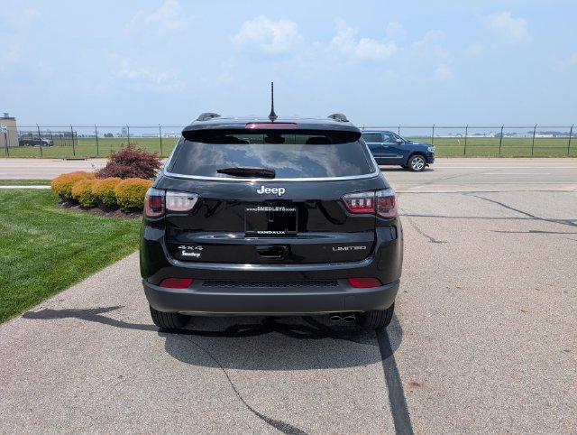 Used 2022 Jeep Compass Limited AWD/4WD image 8