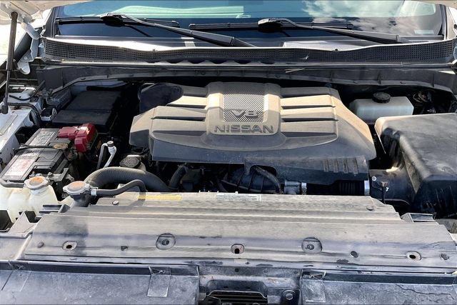 Used 2023 Nissan Titan PRO-4X w/ Pro-4x Convenience Package AWD/4WD image 30