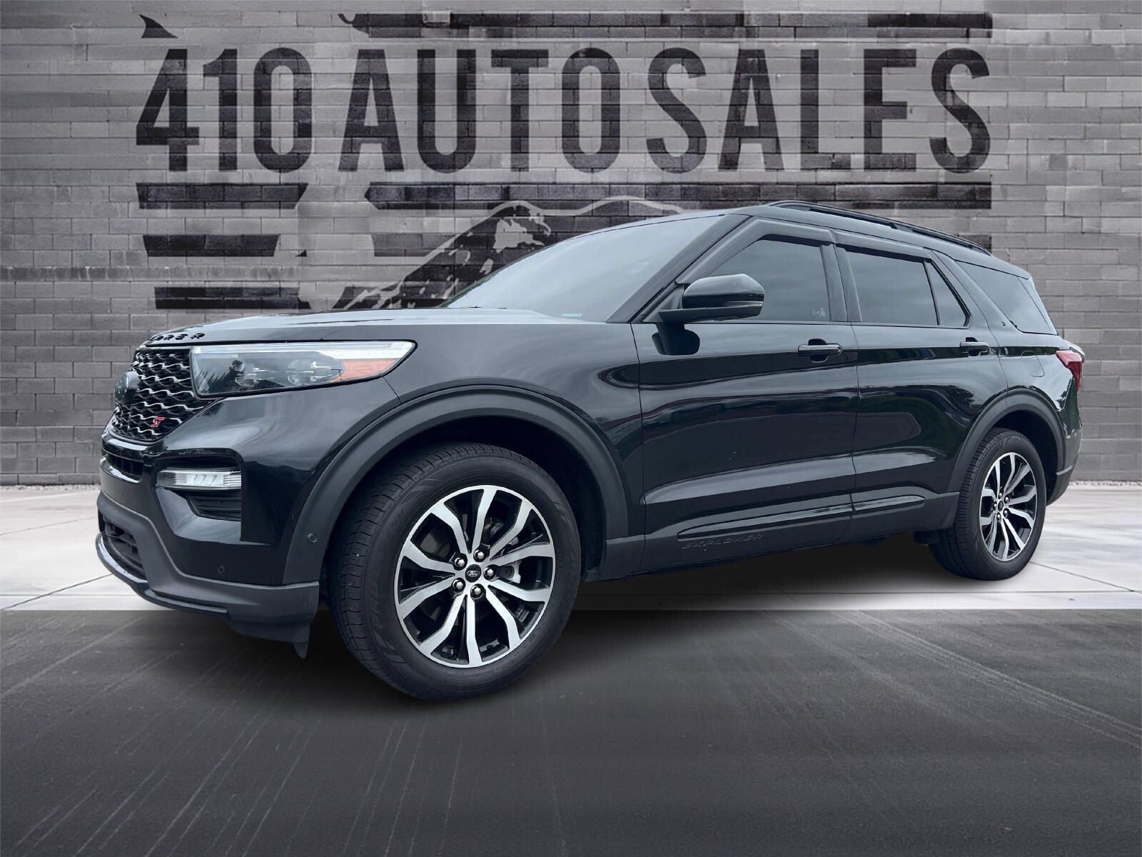 Used 2020 Ford Explorer ST w/ Premium Technology Package AWD/4WD image 6