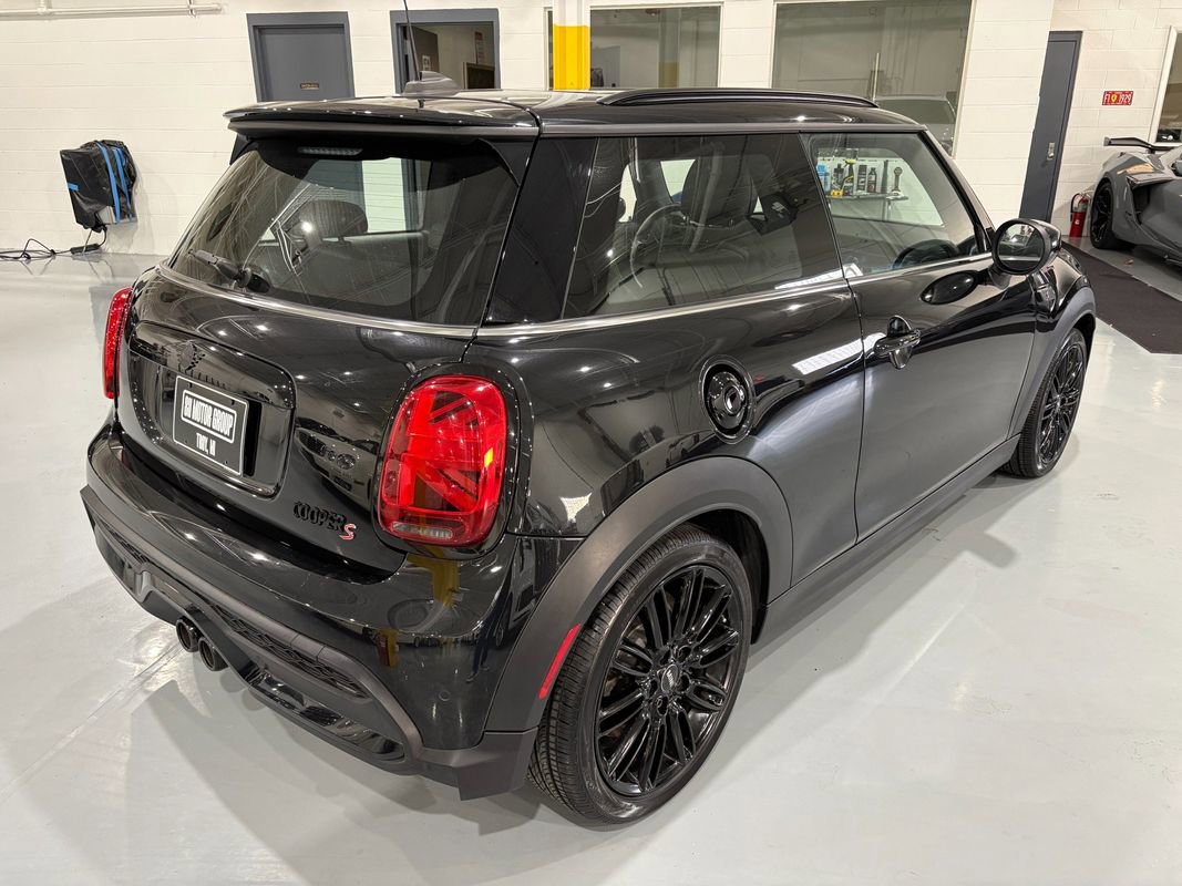 Used 2023 MINI Cooper S image 7