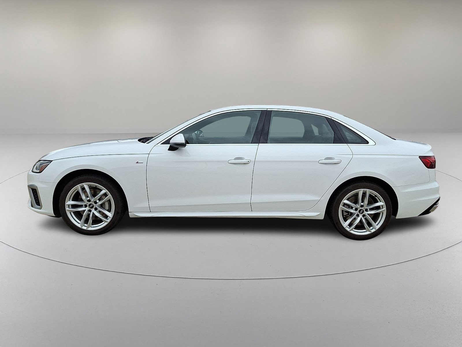 Used 2021 Audi A4 2.0T Premium w/ Convenience Package image 6