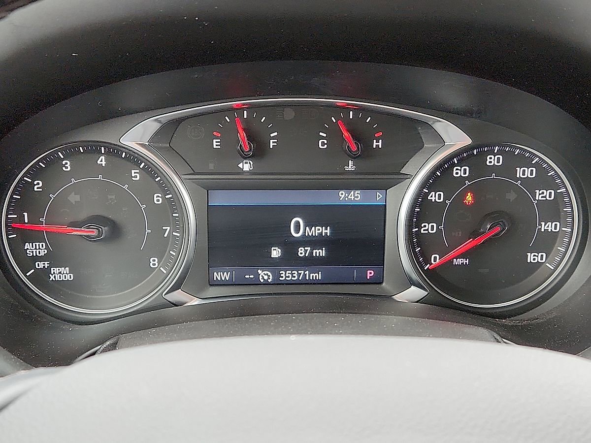 Used 2024 GMC Terrain SLT image 10