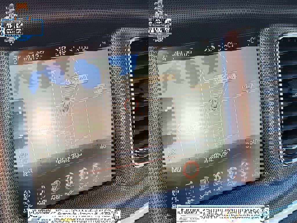 Used 2015 Dodge Charger SXT image 15