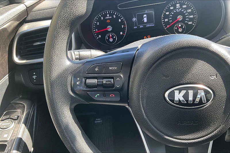 Used 2016 Kia Sorento AWD image 11