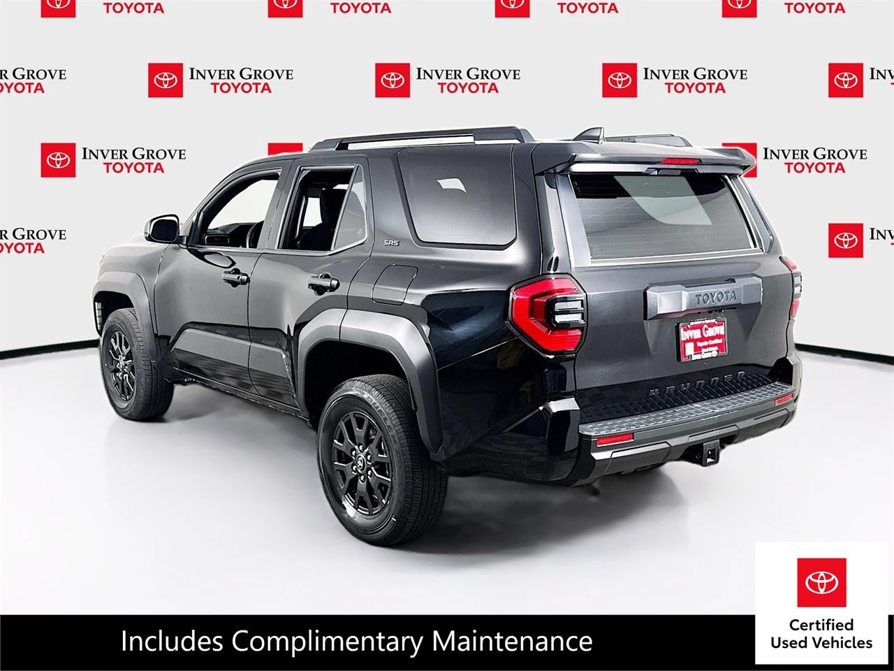 Certified 2025 Toyota 4Runner SR5 AWD/4WD image 7