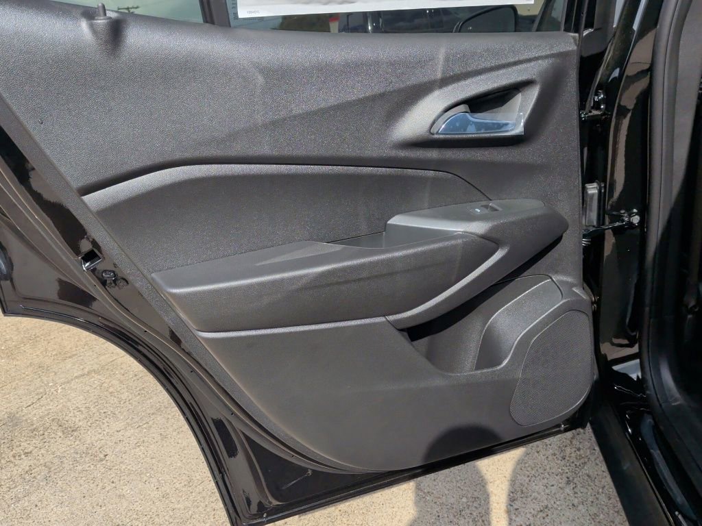 New 2026 Chevrolet Trax LT image 30