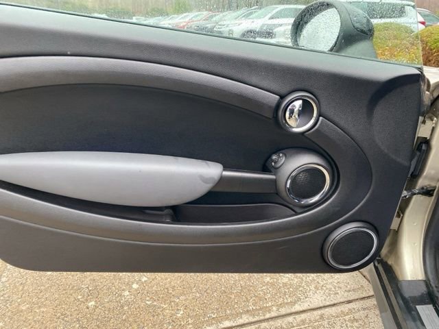 Used 2011 MINI Cooper Clubman Base image 17