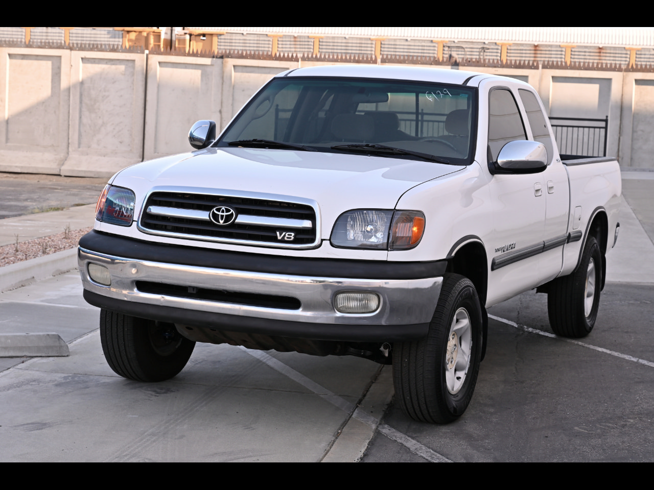 Used 2001 Toyota Tundra SR5 AWD/4WD image 1