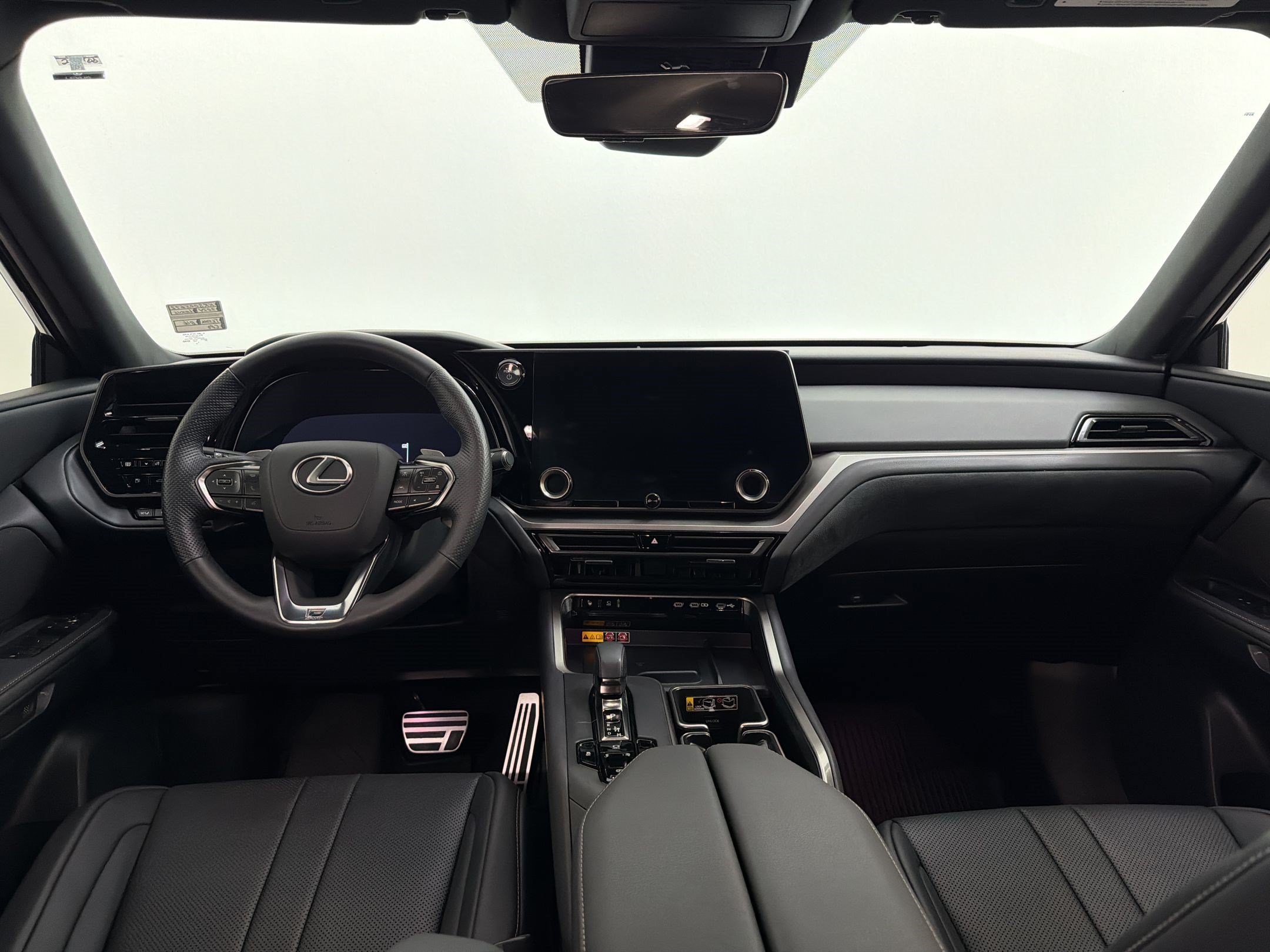 Certified 2024 Lexus TX 500h AWD w/ Technology Package image 16