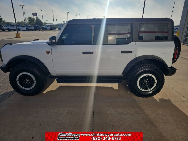 Used 2024 Ford Bronco Badlands AWD/4WD image 2