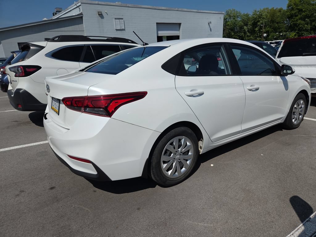 Used 2018 Hyundai Accent SE FWD video 2