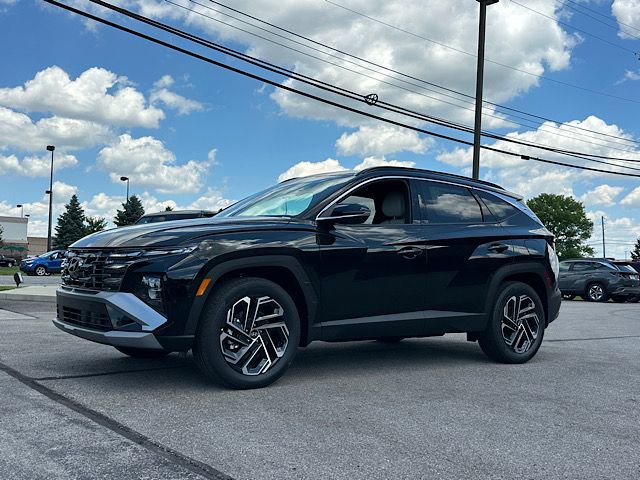 New 2026 Hyundai Tucson Limited AWD/4WD image 2