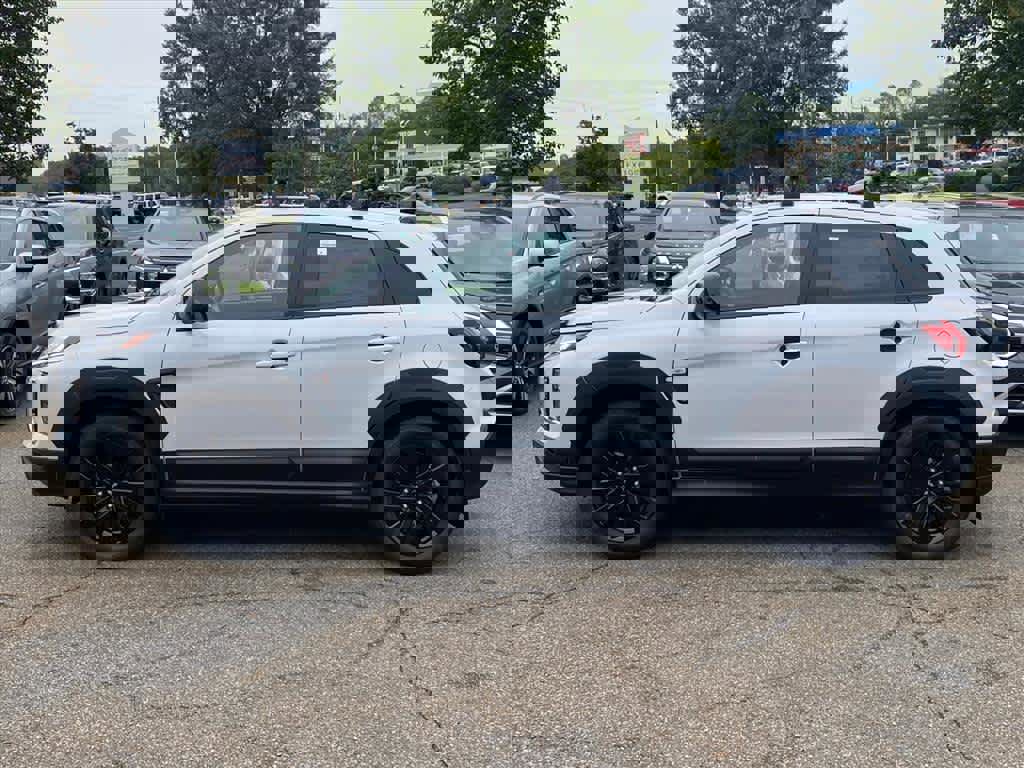 New 2025 Mitsubishi Outlander Sport AWD image 2