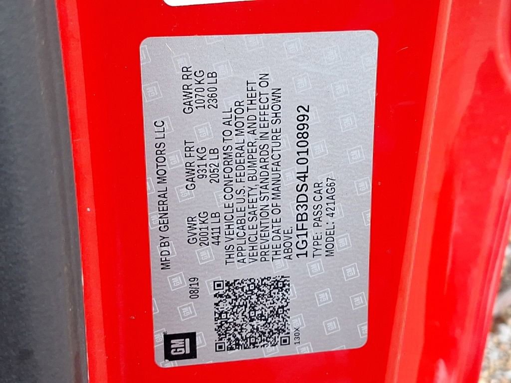 Used 2020 Chevrolet Camaro LT image 20