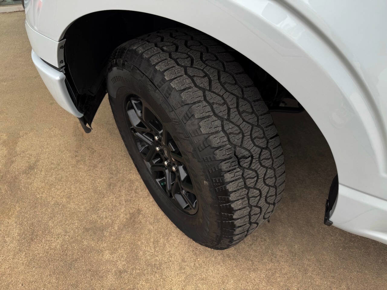 Used 2025 Ford F150 STX image 37