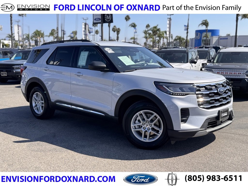 Used 2025 Ford Explorer Active