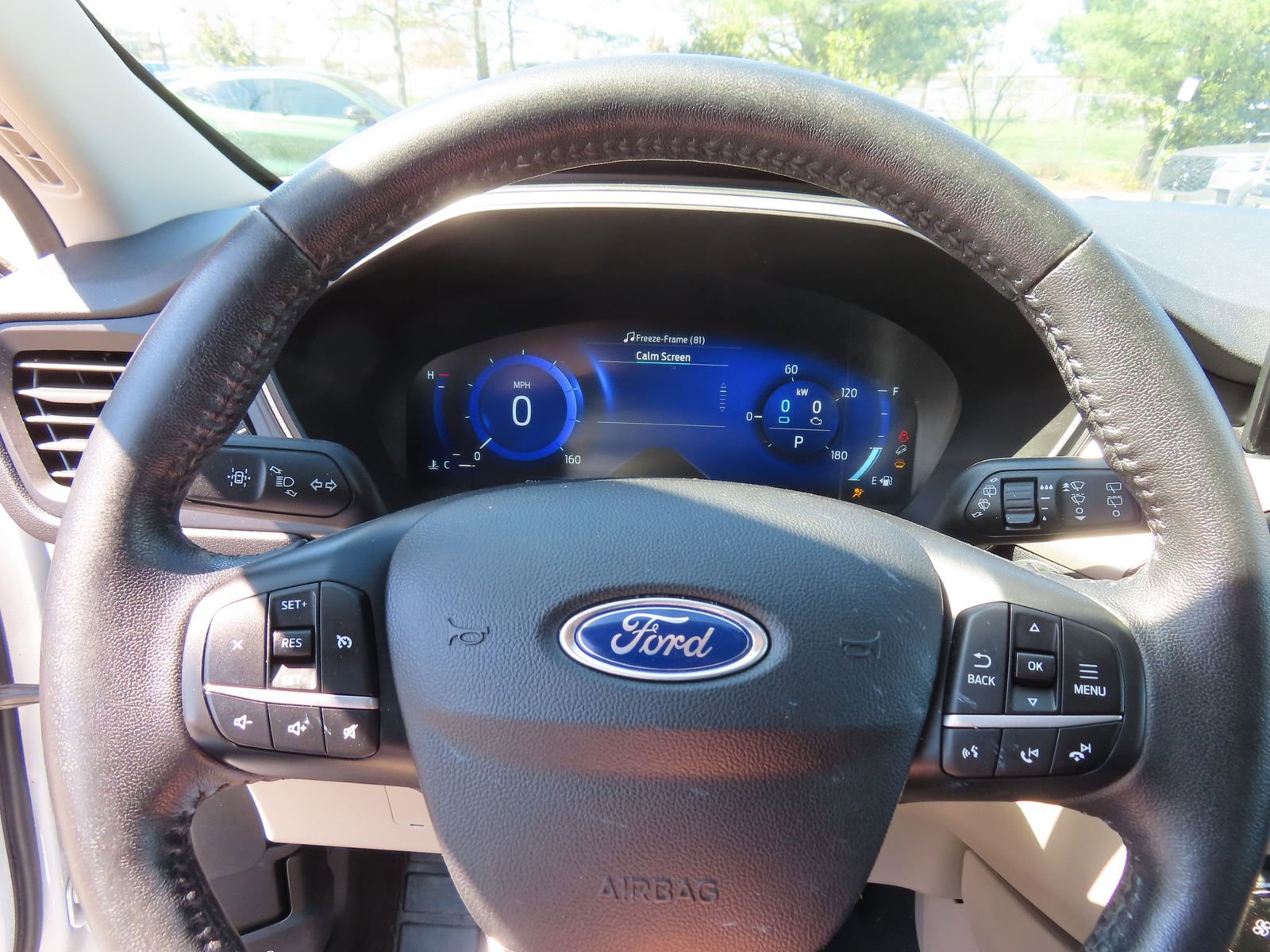 Used 2020 Ford Escape SE Sport image 18