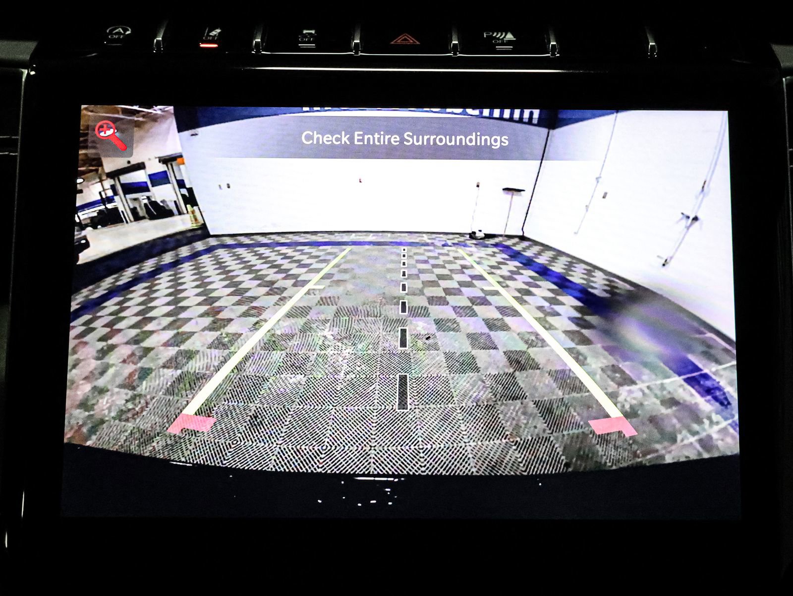 Used 2023 Jeep Grand Cherokee L Limited w/ Black Appearance Package image 40