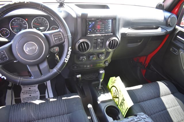 Used 2012 Jeep Wrangler Unlimited Sport AWD/4WD image 18