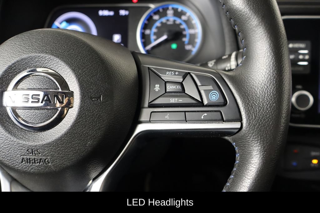 Used 2021 Nissan Leaf SV w/ SV Technology Package FWD image 8